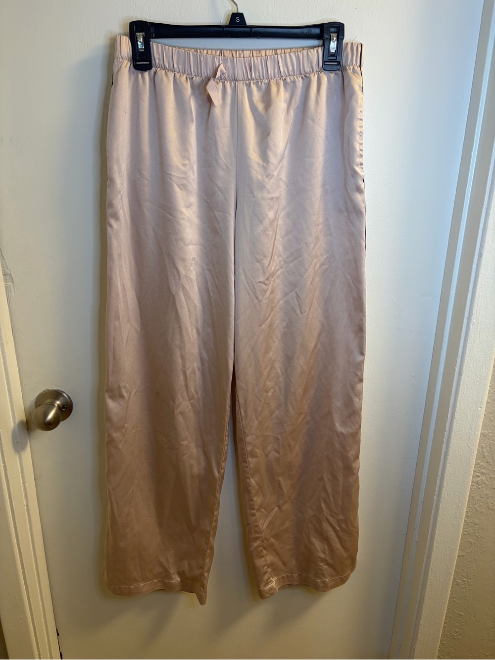 Victoria’s Secret Blush Pink Satin Pajama Pants S Black Piping Lounge Sleep